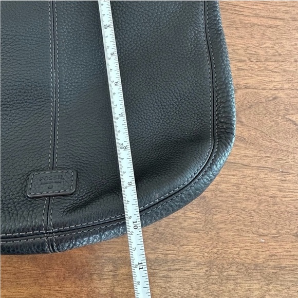 Fossil vintage black leather crossbody - Picture 5 of 7